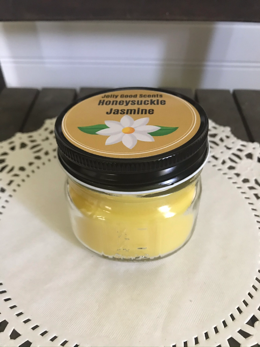honeysuckle-jasmine-4-oz-candle