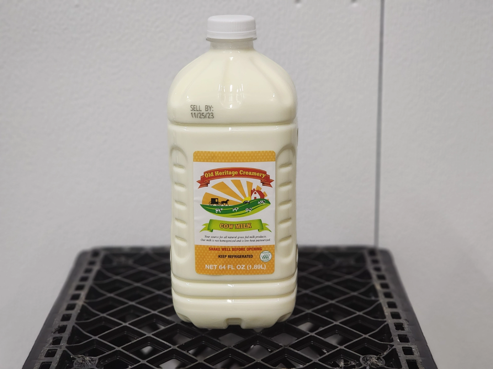 grassfed-whole-milk-half-gallon-no-chemicals-lowheat-pasteurized-nonhomogonized
