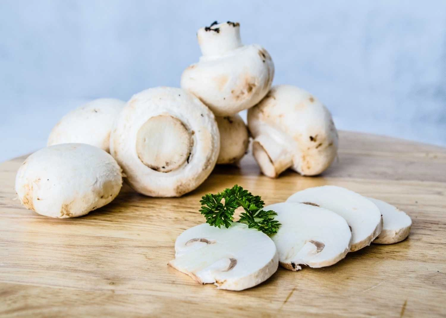 white-mushrooms-8-oz-organic