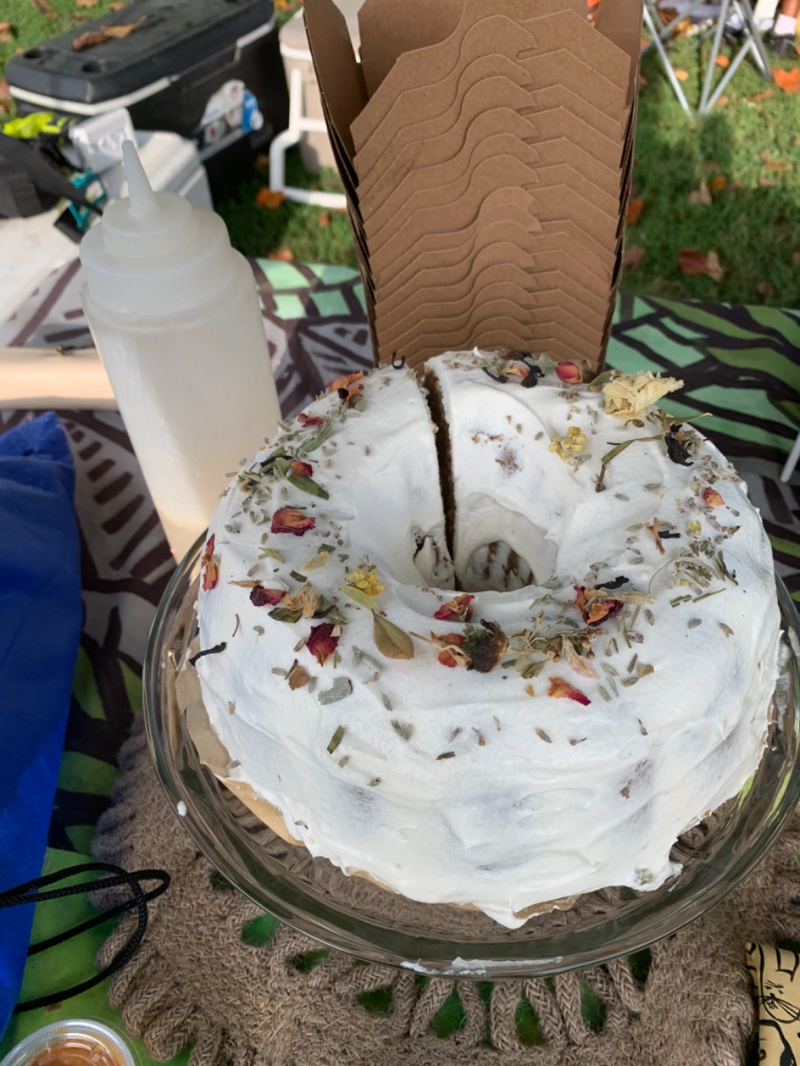 vanilla-almond-pound-cake-