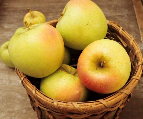 apples-suncrisp-2lbs-approx-