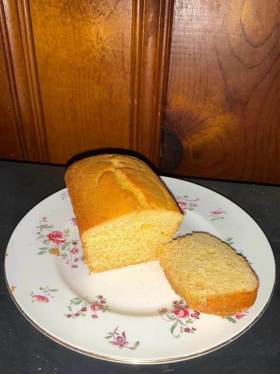 sweet-corn-bread-small-loaf