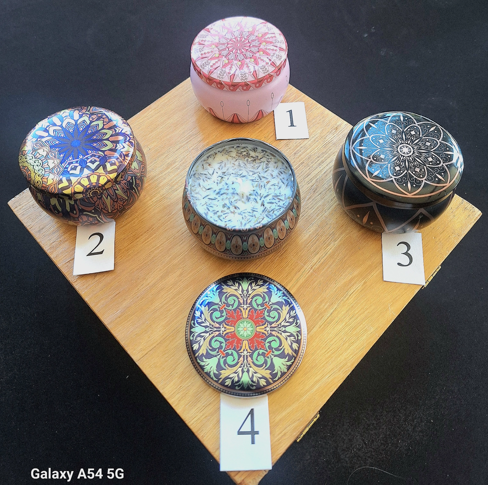 candle-in-decorative-tin