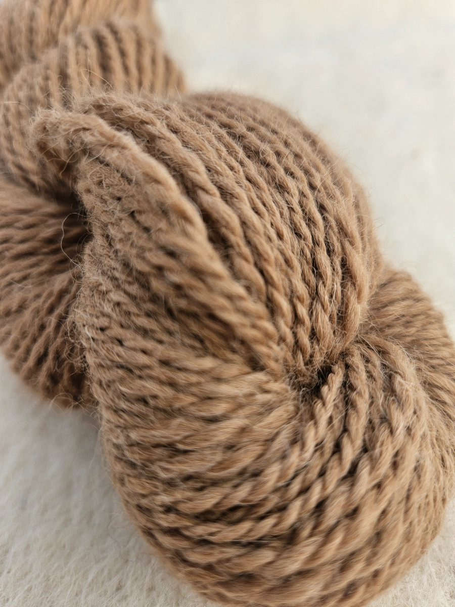 brown-alpaca-yarn-