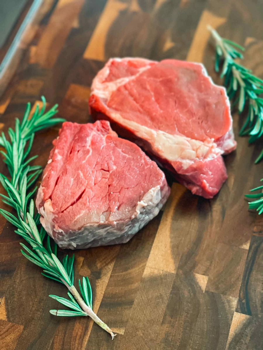 wagyu-beef-filet-2-pack-68-oz-each