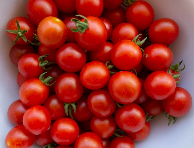 cherry-tomatoes-half-pint