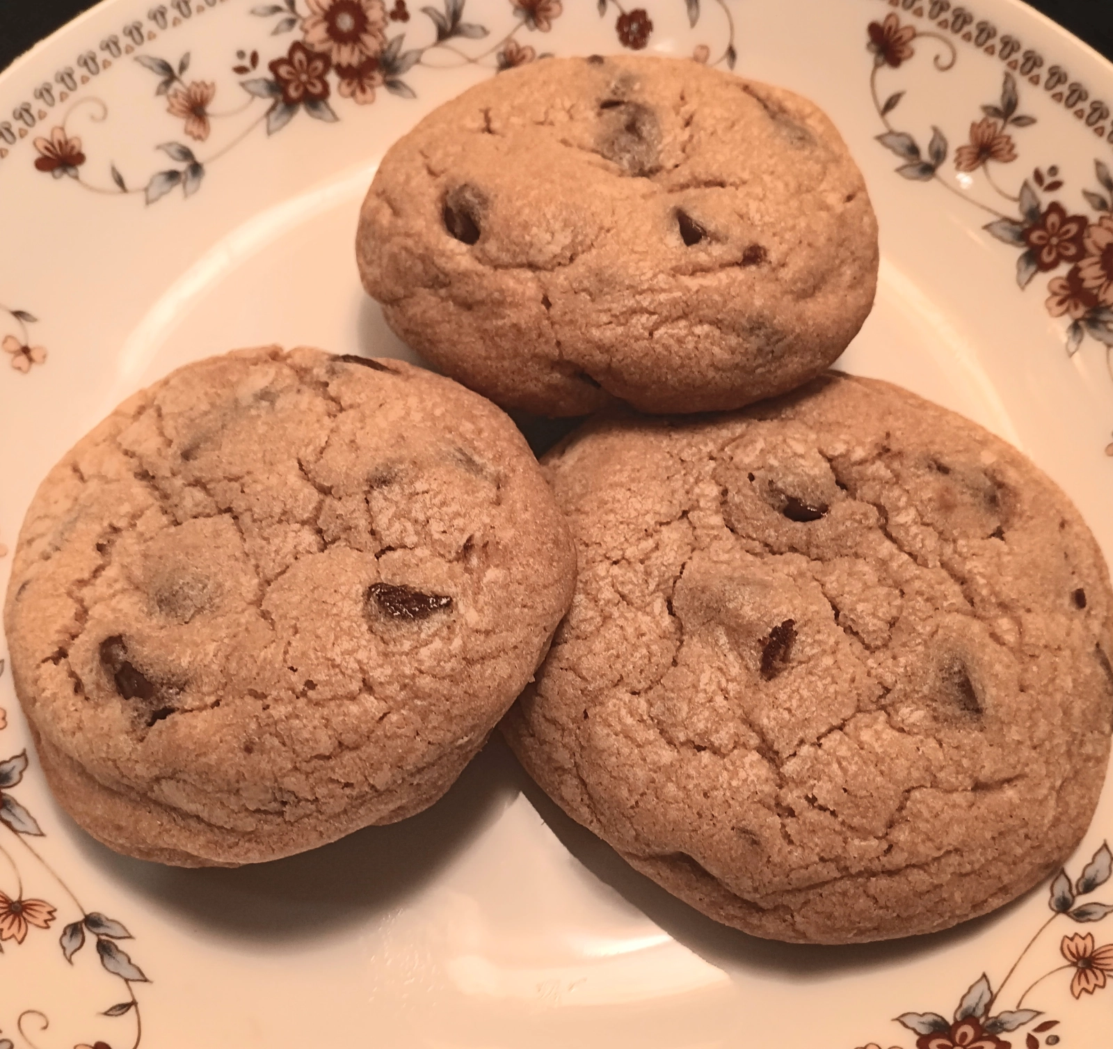 chocolate-chip-cookies-pack-of-3-2