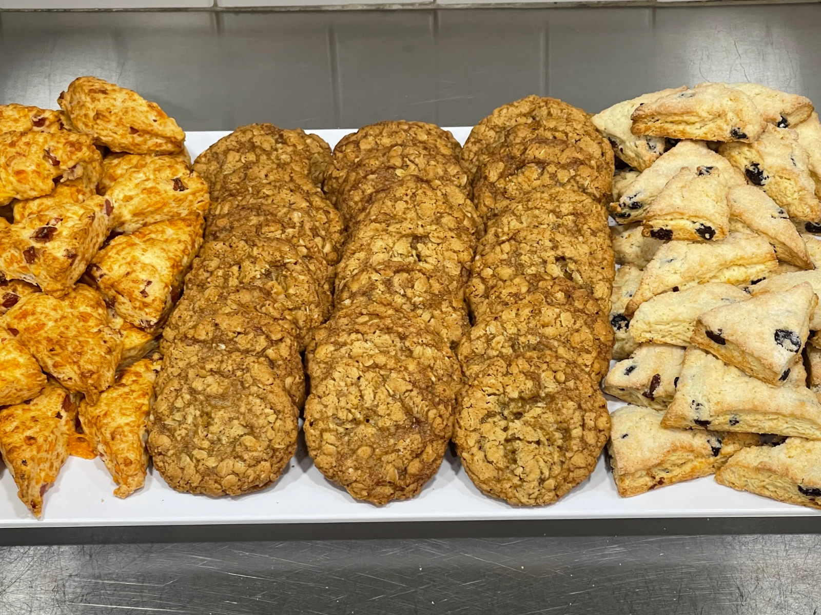 dark-chocolate-cherry-almond-scones-