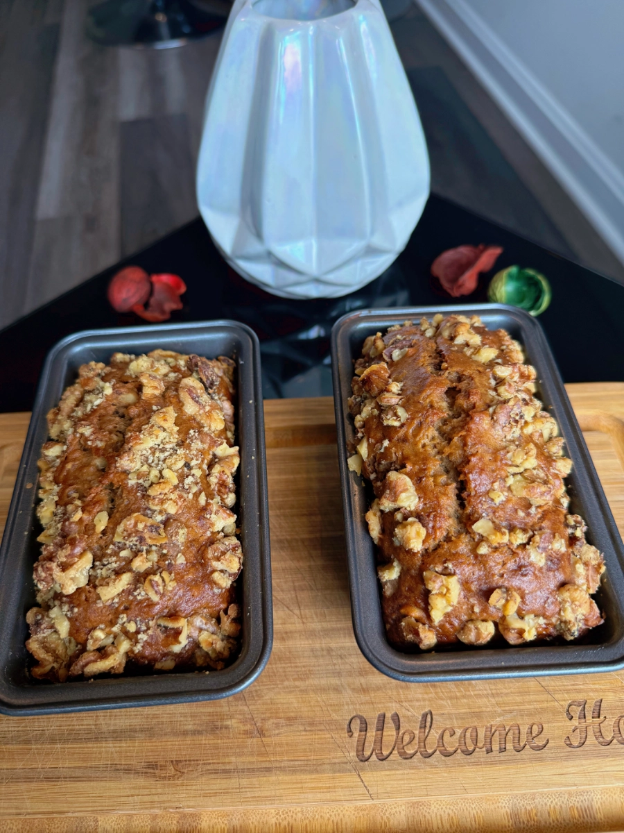 walnut-banana-bread-mini-loaf