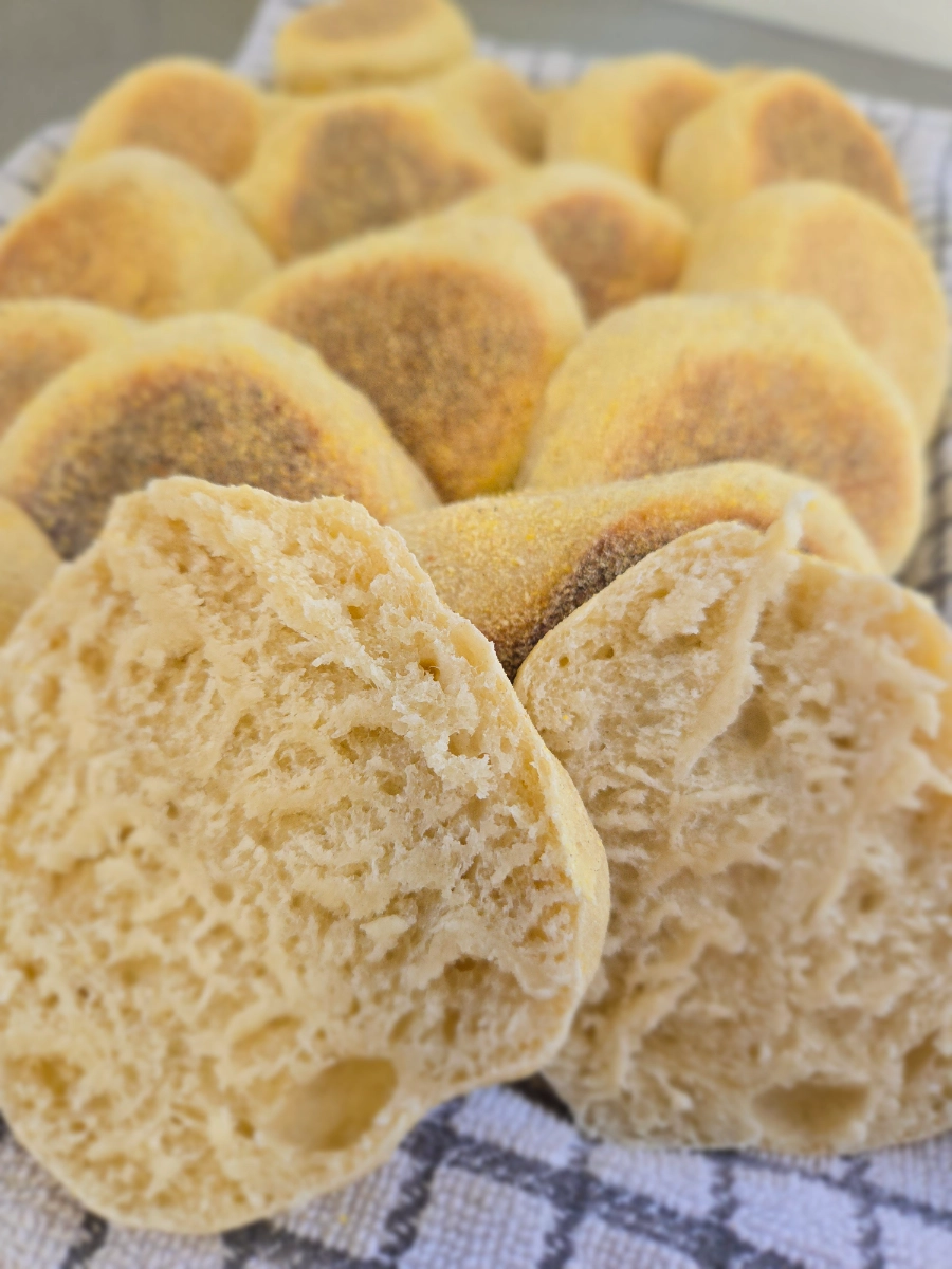 sourdough-english-muffins-6pk