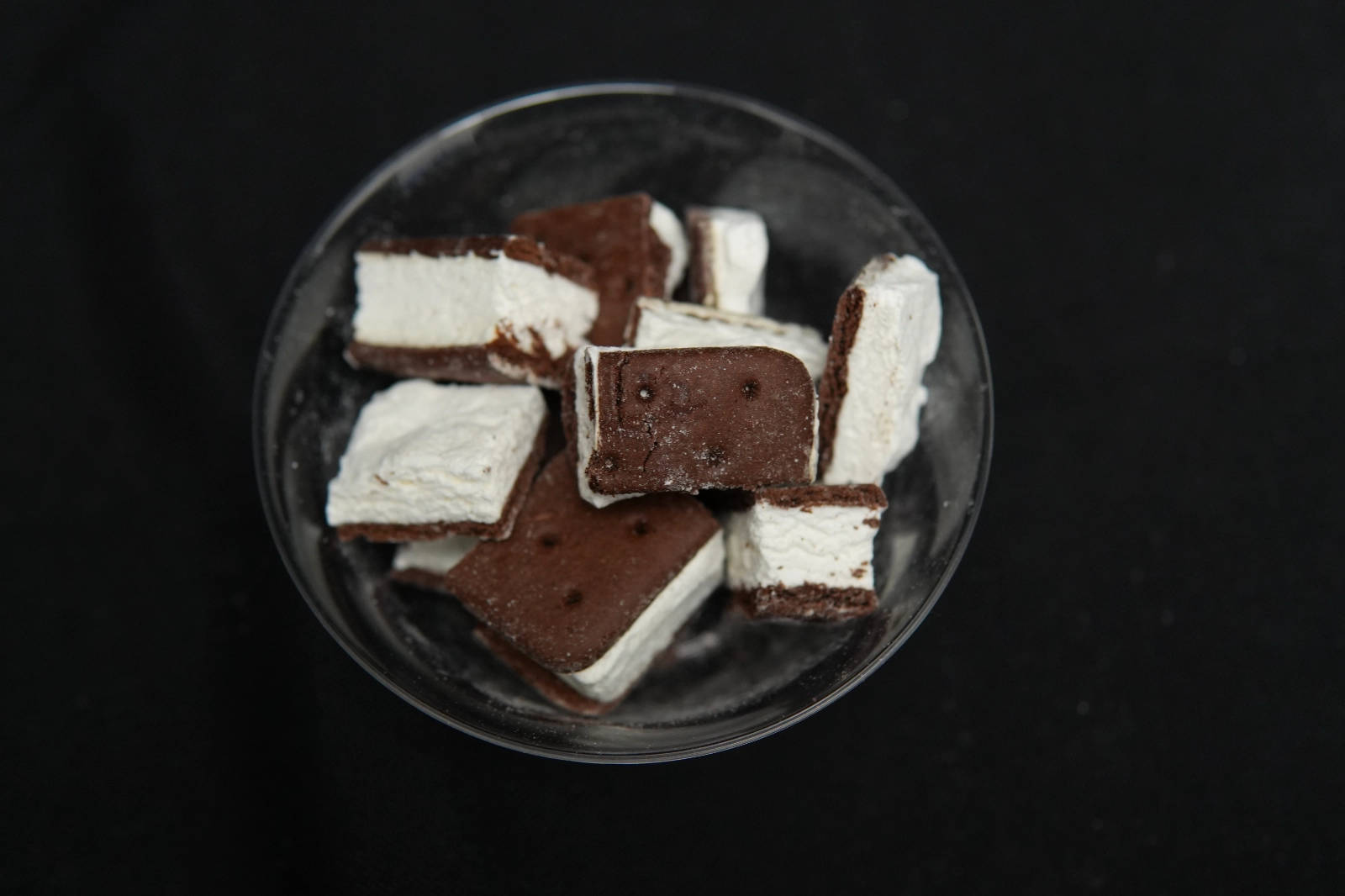 freeze-dried-ice-cream-sandwiches