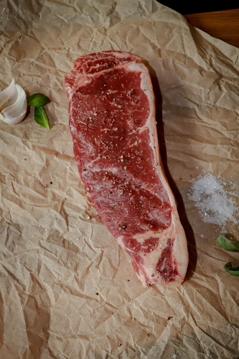 grassfed-grassfinished-american-wagyu-kc-strip-steak
