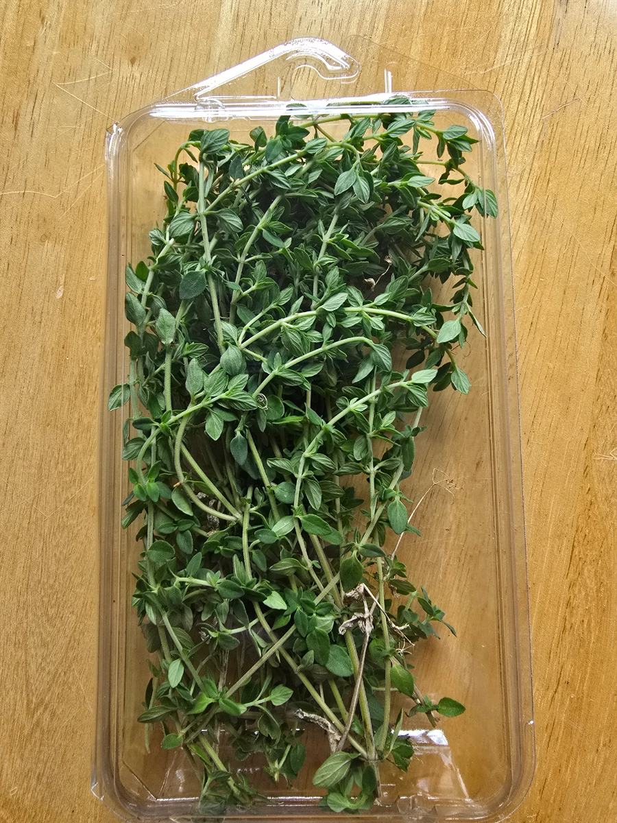 fresh-thyme-bundle-culinary-herb-bunch