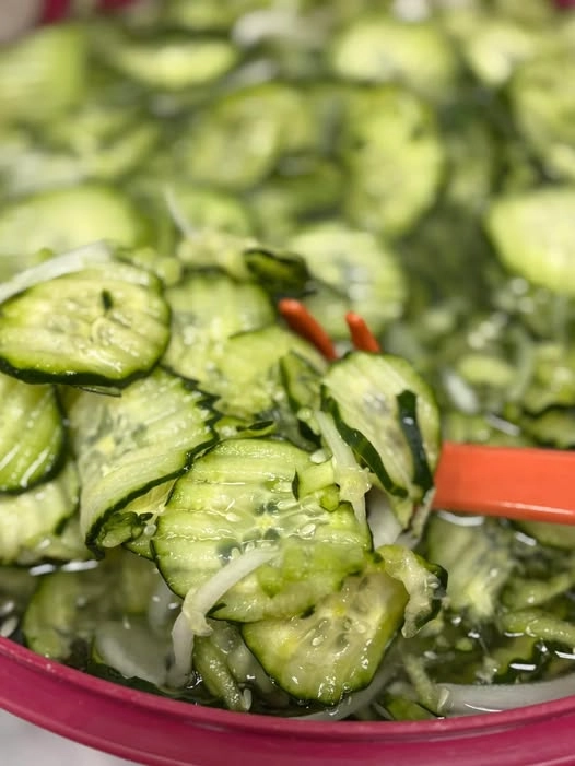 fresh-cucumber-salad-quart